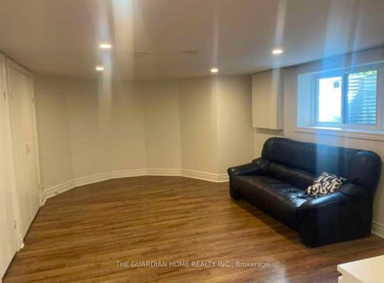 Photo 3 of Unit Bsmt, 37 Murdock Avenue, Aurora, Aurora Heights — HOMEH