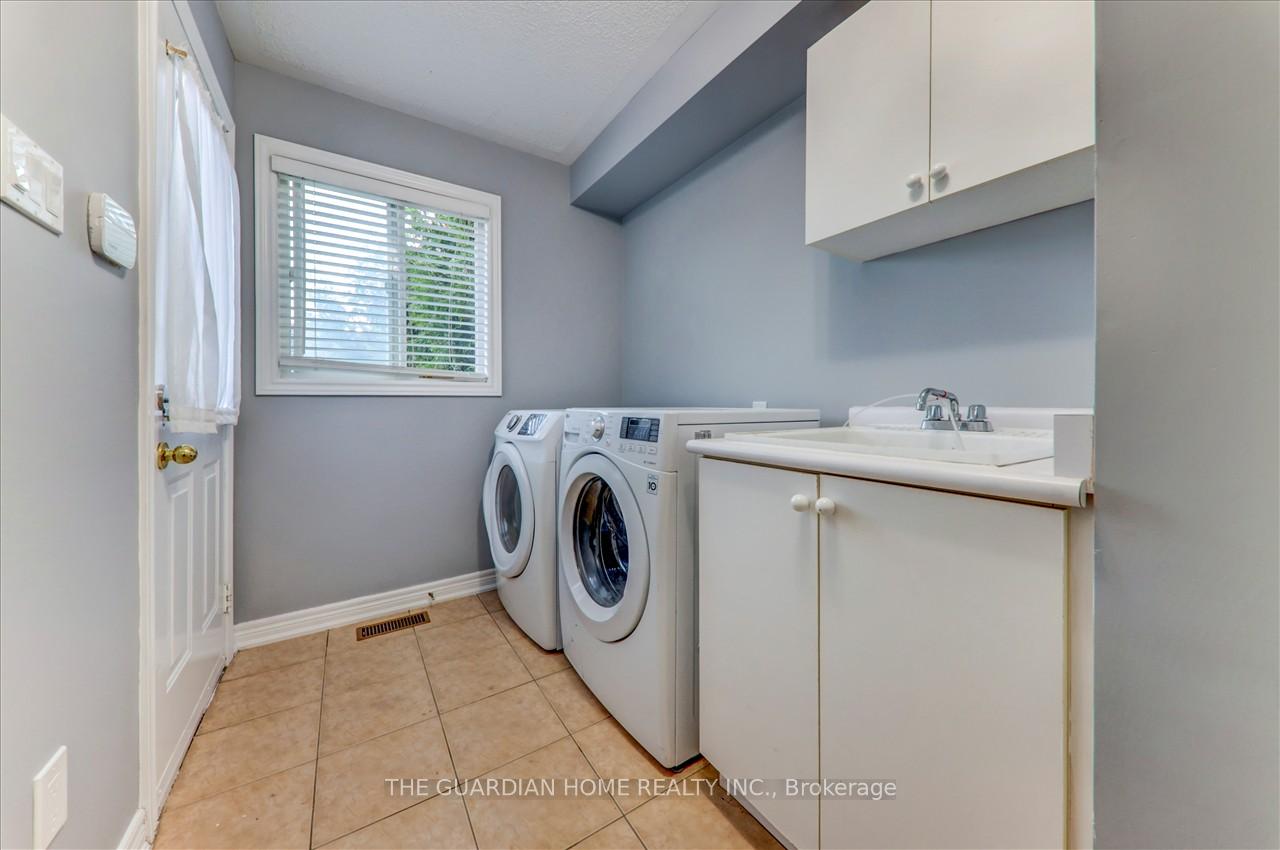 Photo 17 of 6931 14th Avenue, Markham, Box Grove — HOMEH