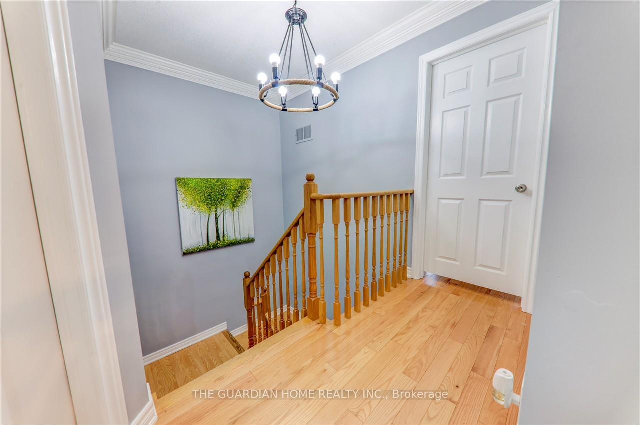 Photo 18 of 6931 14th Avenue, Markham, Box Grove — HOMEH