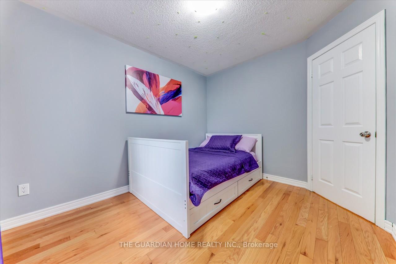 Photo 25 of 6931 14th Avenue, Markham, Box Grove — HOMEH