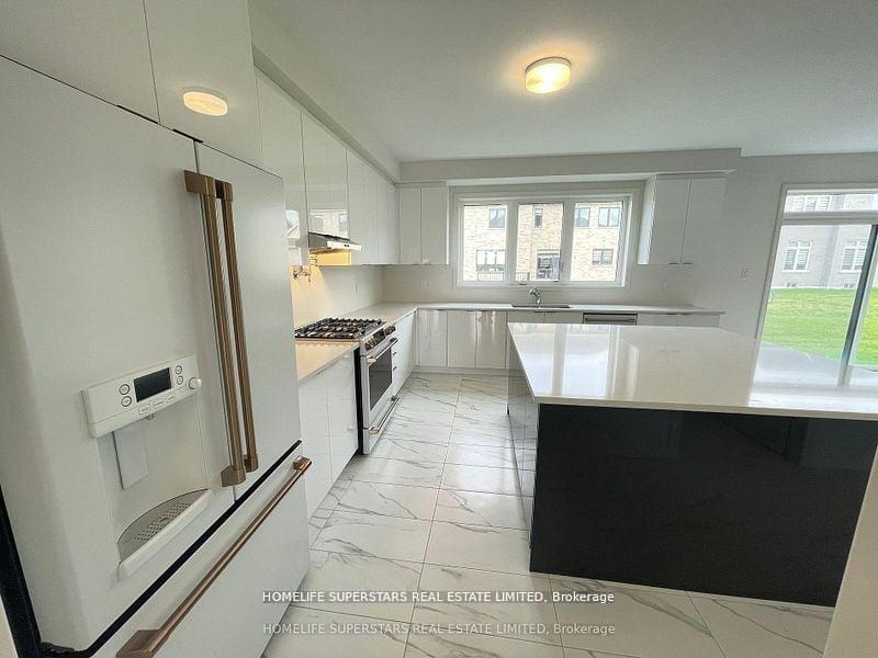 Photo 4 of 17 Bellflower Crescent, Adjala-Tosorontio, Colgan — HOMEH