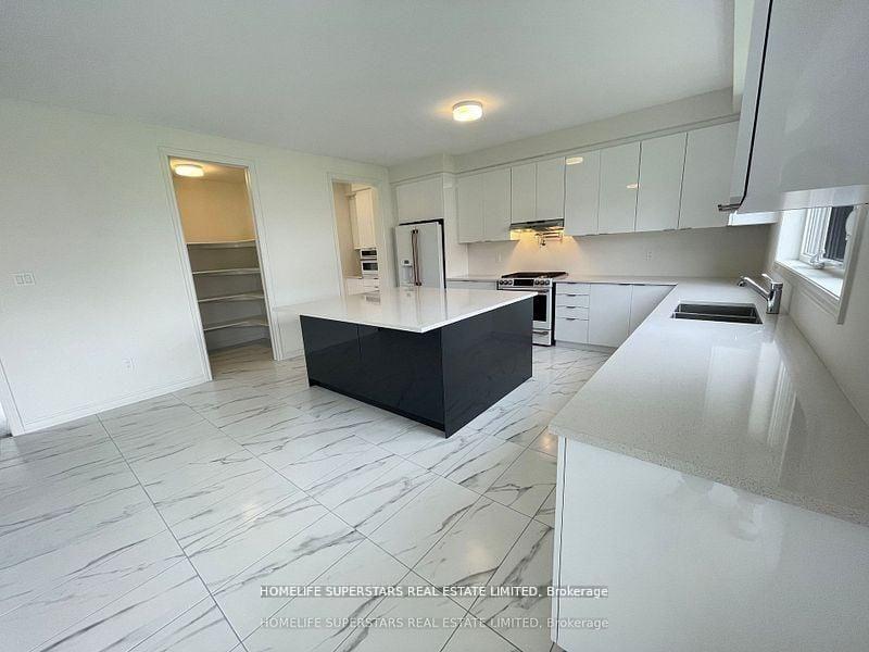 Photo 6 of 17 Bellflower Crescent, Adjala-Tosorontio, Colgan — HOMEH