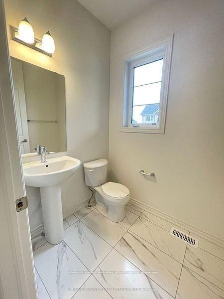 Photo 20 of 17 Bellflower Crescent, Adjala-Tosorontio, Colgan — HOMEH