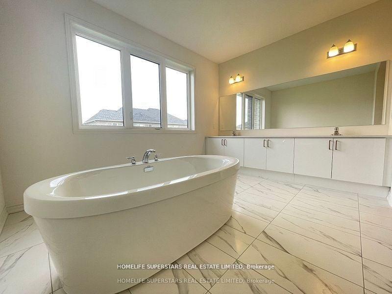 Photo 29 of 17 Bellflower Crescent, Adjala-Tosorontio, Colgan — HOMEH