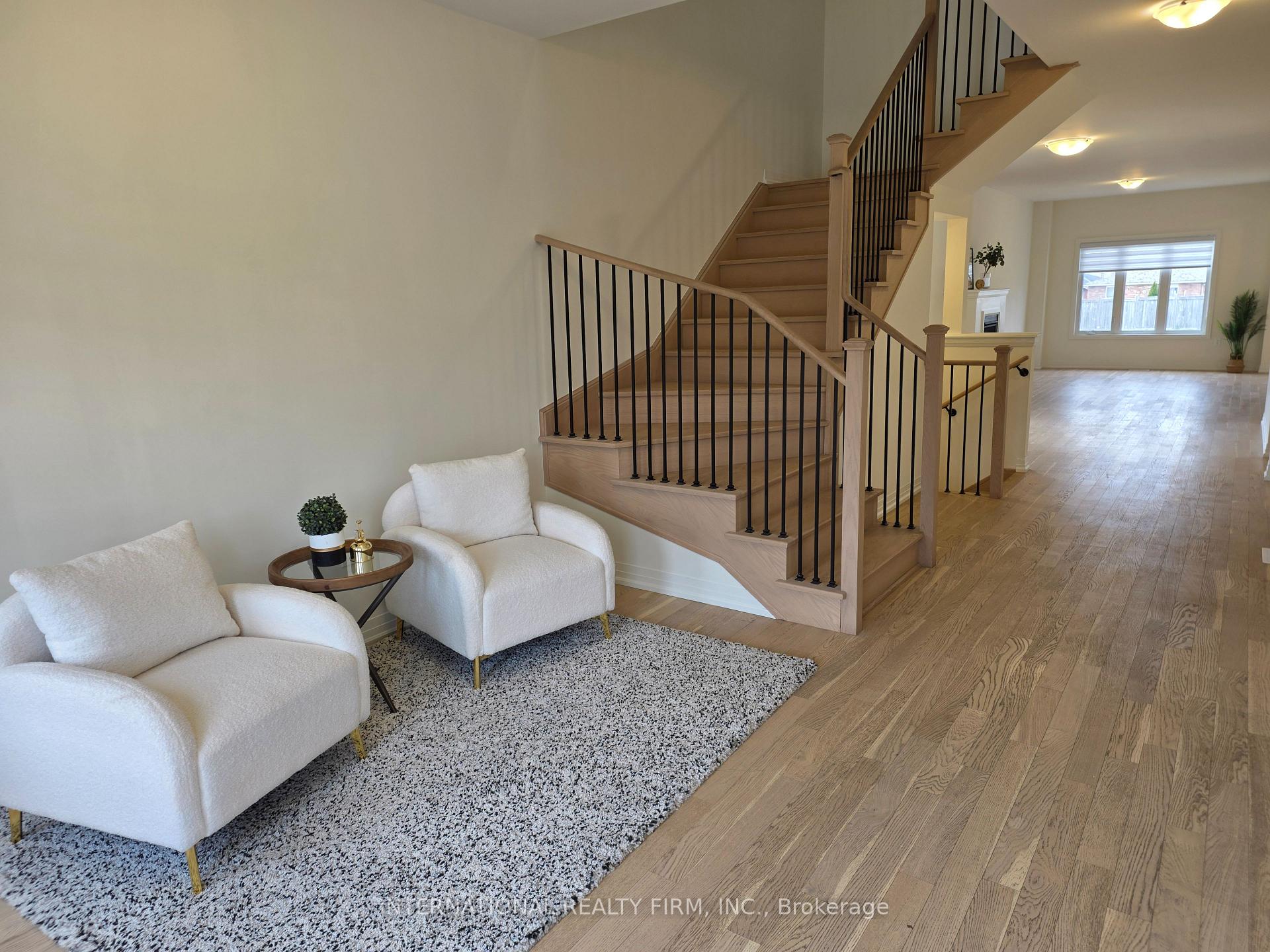 Photo 5 of 23 Harvest Crescent, Barrie, Rural Barrie Southeast — HOMEH