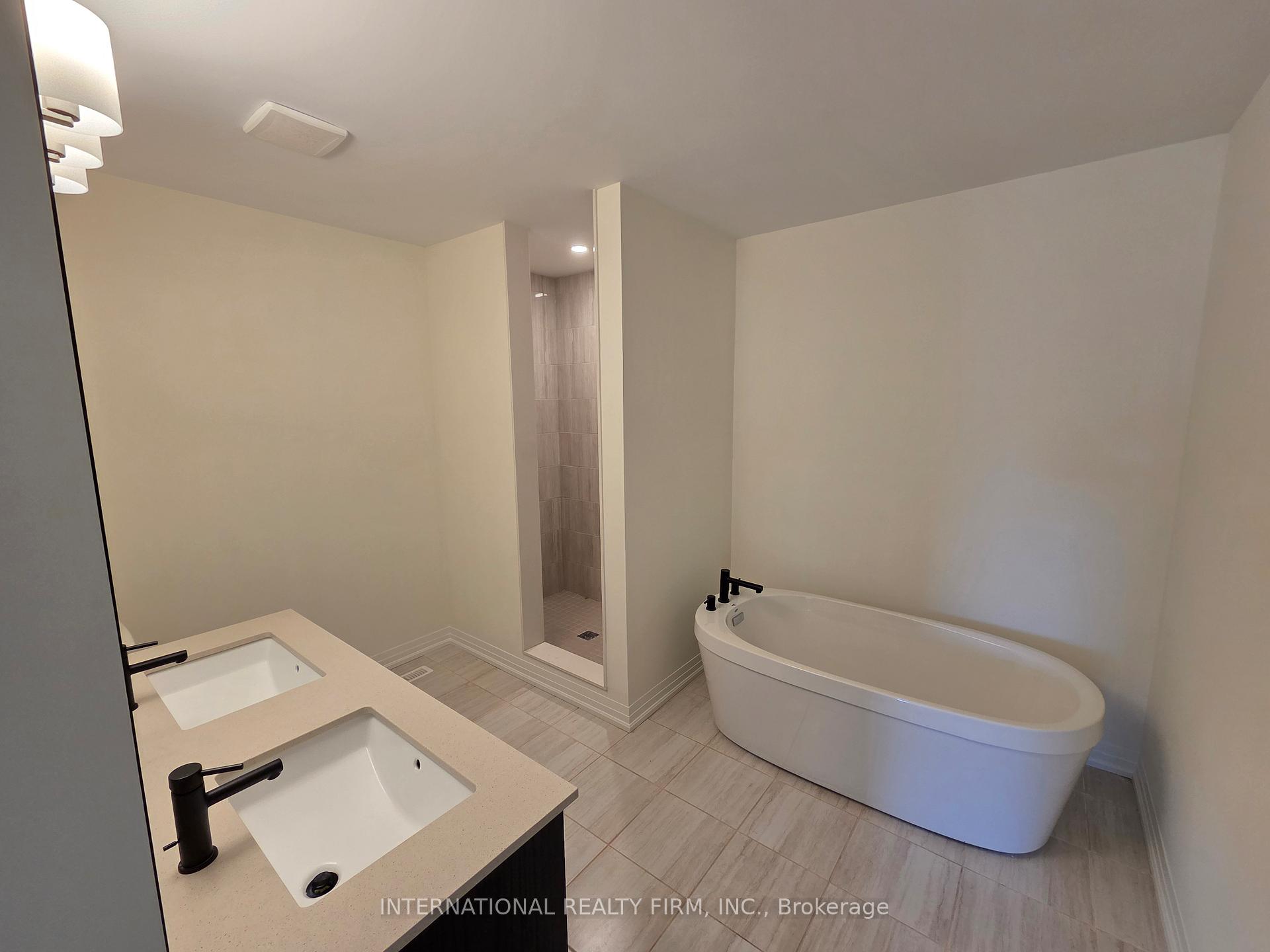 Photo 20 of 23 Harvest Crescent, Barrie, Rural Barrie Southeast — HOMEH