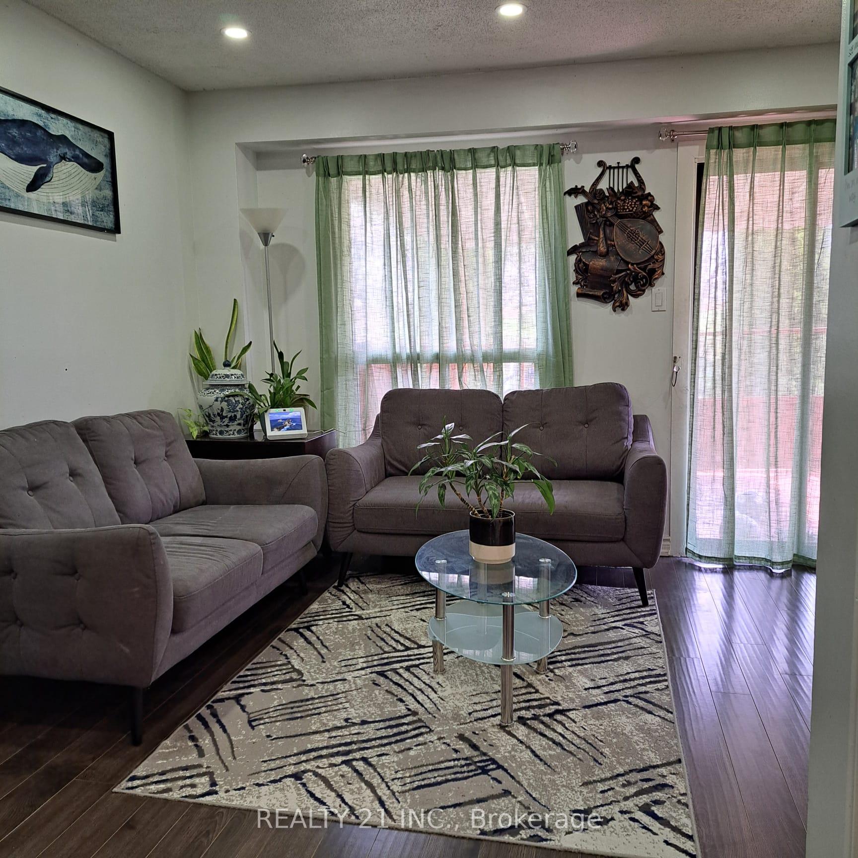 Photo 3 of 55 Shepmore Terrace, Scarborough, Malvern — HOMEH