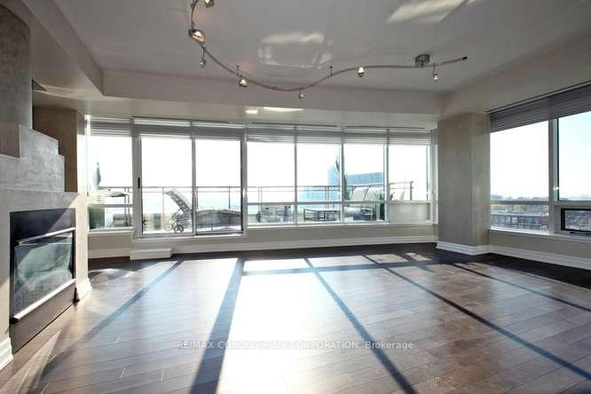 Photo 5 of Unit 902W, 500 Queens Quay W. W, Toronto, Waterfront Communities — HOMEH