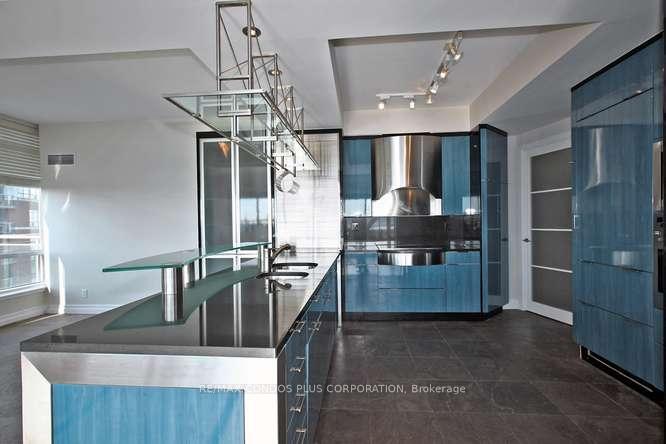 Photo 19 of Unit 902W, 500 Queens Quay W. W, Toronto, Waterfront Communities — HOMEH