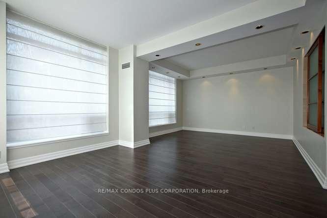 Photo 27 of Unit 902W, 500 Queens Quay W. W, Toronto, Waterfront Communities — HOMEH