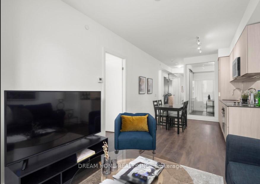 Photo 15 of Unit 306, 609 Avenue Road, Toronto, Yonge-St. Clair — HOMEH