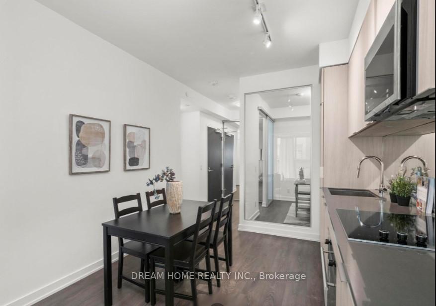 Photo 19 of Unit 306, 609 Avenue Road, Toronto, Yonge-St. Clair — HOMEH