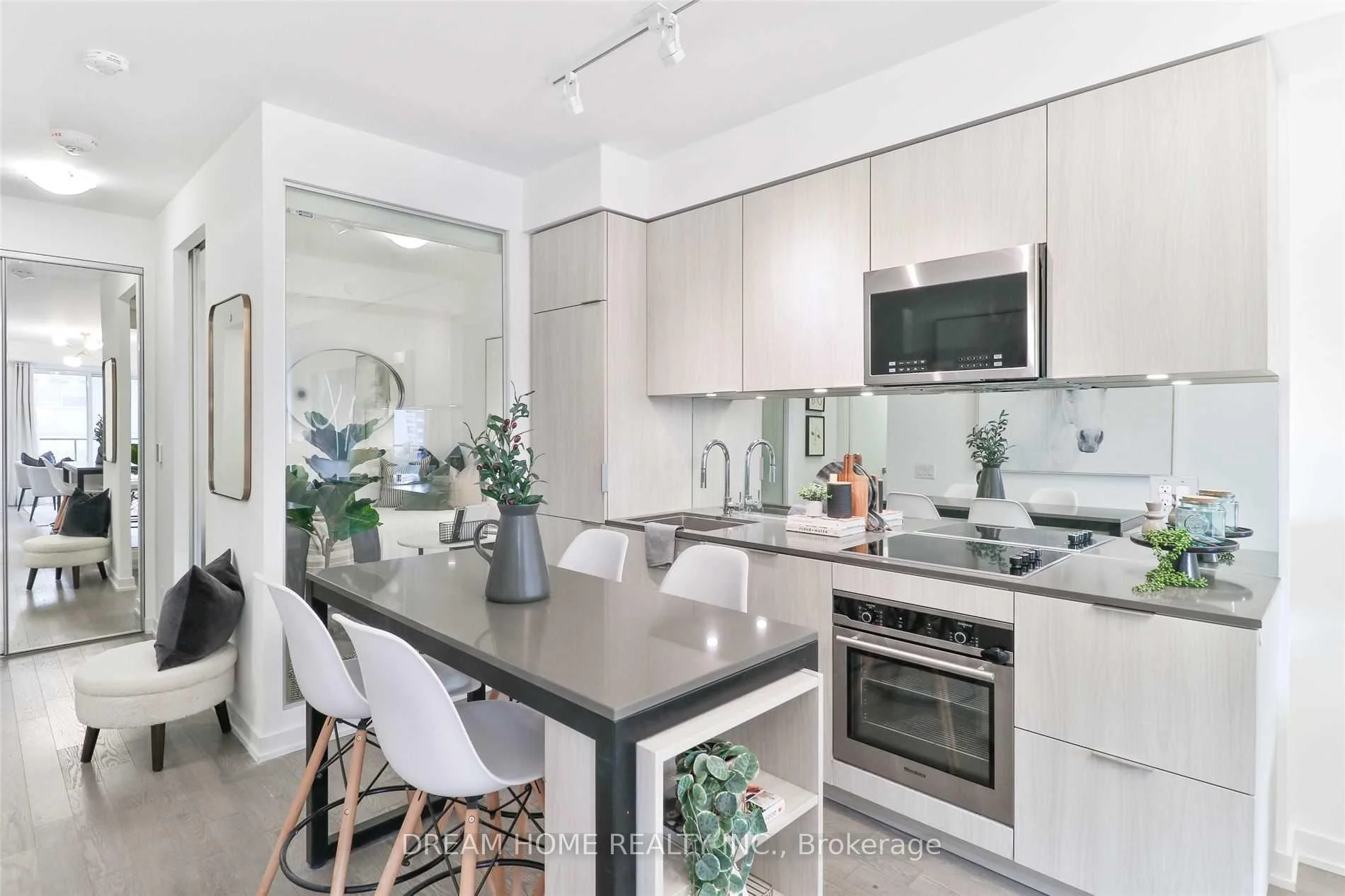 Photo 33 of Unit 306, 609 Avenue Road, Toronto, Yonge-St. Clair — HOMEH