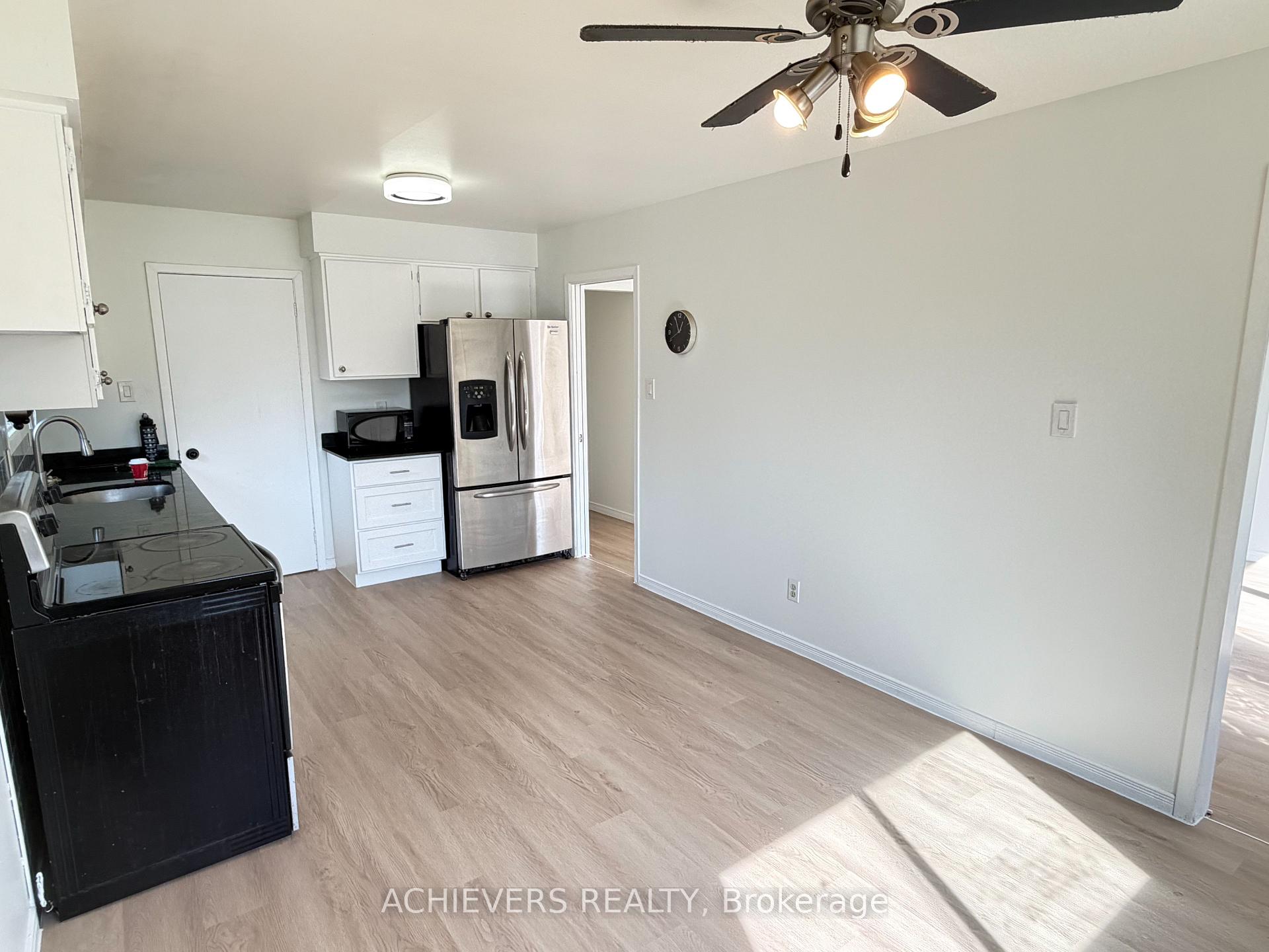 Photo 7 of 176 Culver Crescent, London, East H — HOMEH
