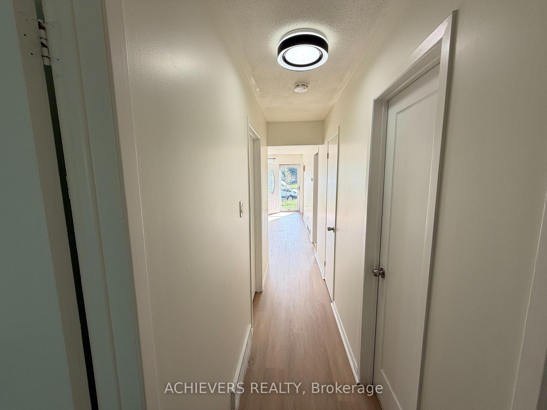 Photo 16 of 176 Culver Crescent, London, East H — HOMEH