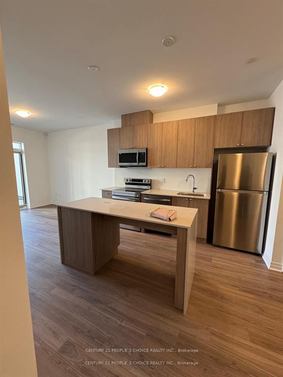 Photo 4 of 490 Gordon Krantz Unit 102 Avenue, Milton, Walker — HOMEH