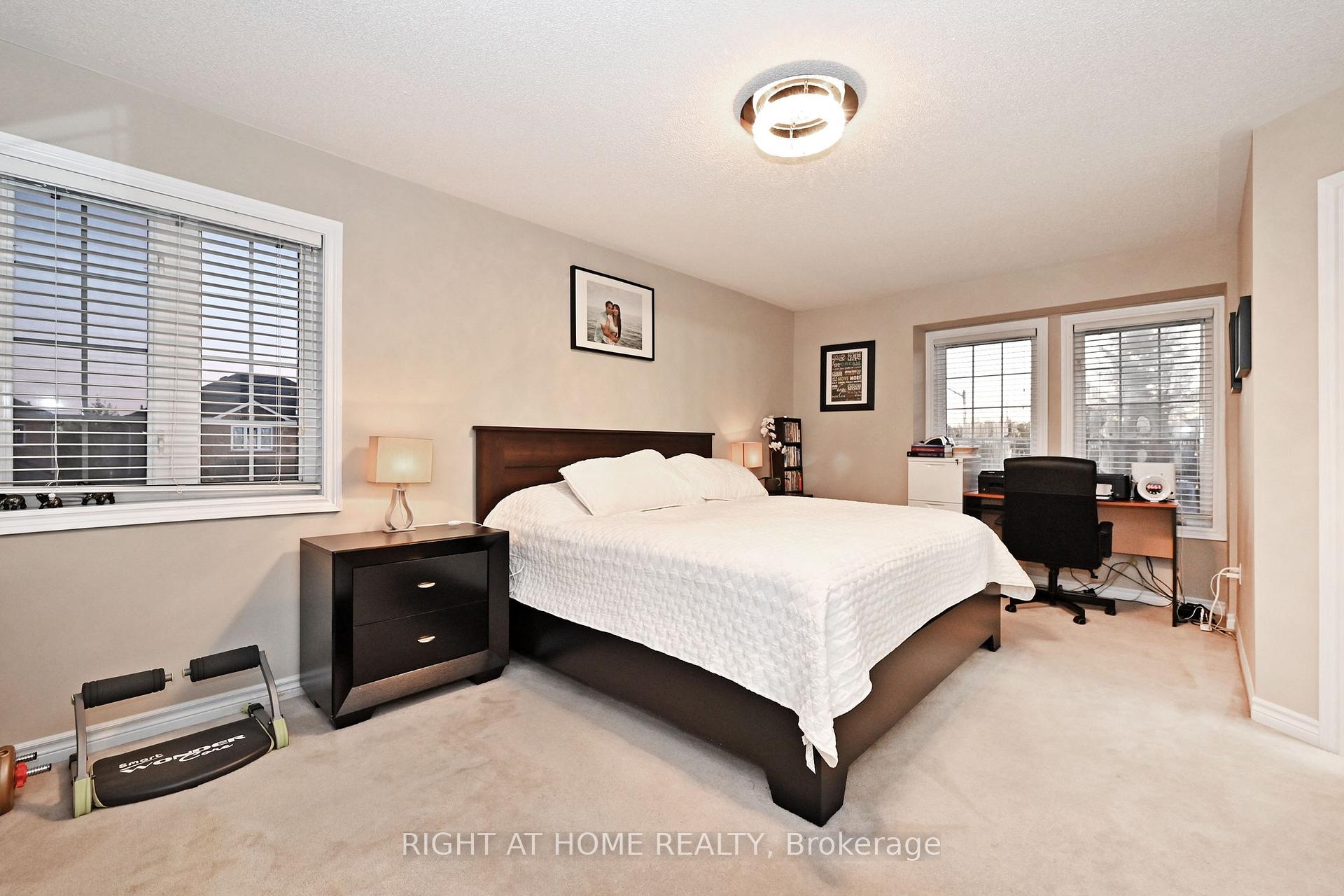 Photo 29 of 73 Bloomgate Crescent, Richmond Hill, Oak Ridges — HOMEH