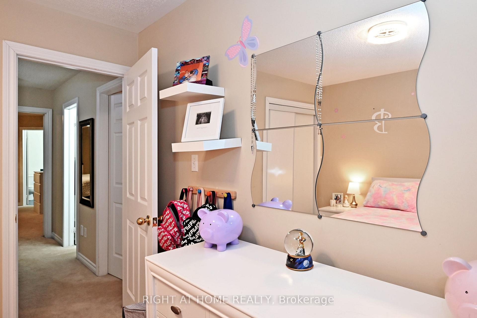 Photo 37 of 73 Bloomgate Crescent, Richmond Hill, Oak Ridges — HOMEH