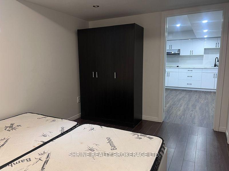 Photo 7 of Unit (LOWER UNIT), 1050 Kimball Crescent, London, North E — HOMEH