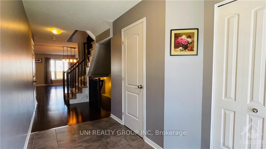 Photo 9 of 206 Vision Street, Ottawa, Riverside South/Gloucester Glen — HOMEH