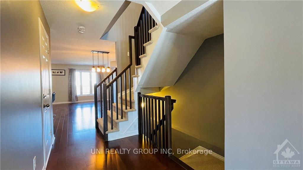 Photo 11 of 206 Vision Street, Ottawa, Riverside South/Gloucester Glen — HOMEH