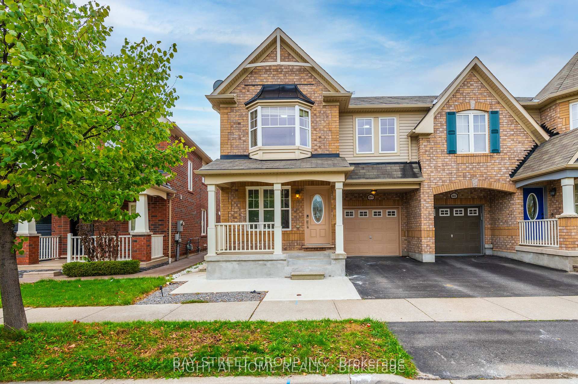 Photo 1 of 884 Mcewan Drive, Milton, Coates — HOMEH