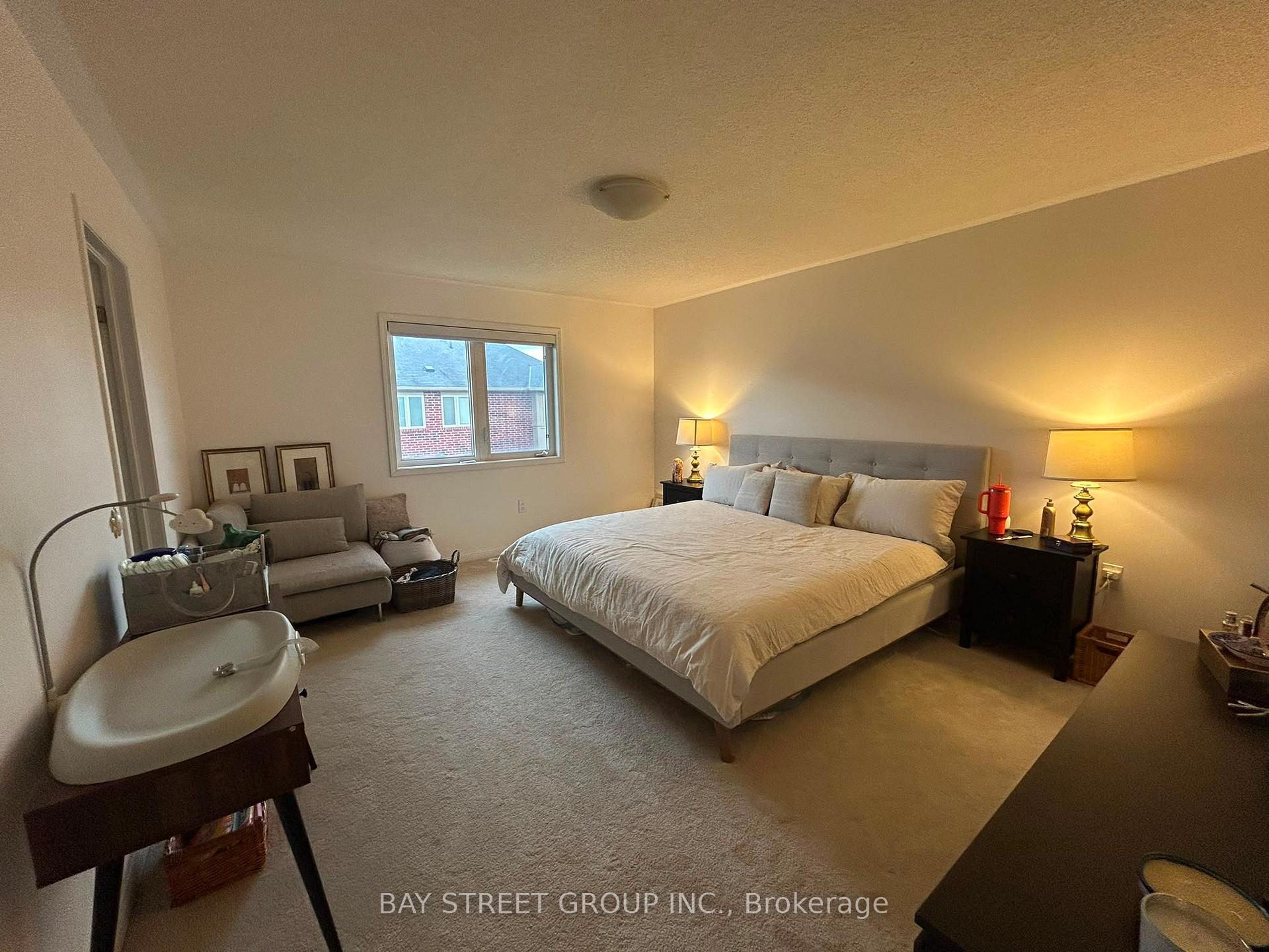 Photo 11 of 884 Mcewan Drive, Milton, Coates — HOMEH