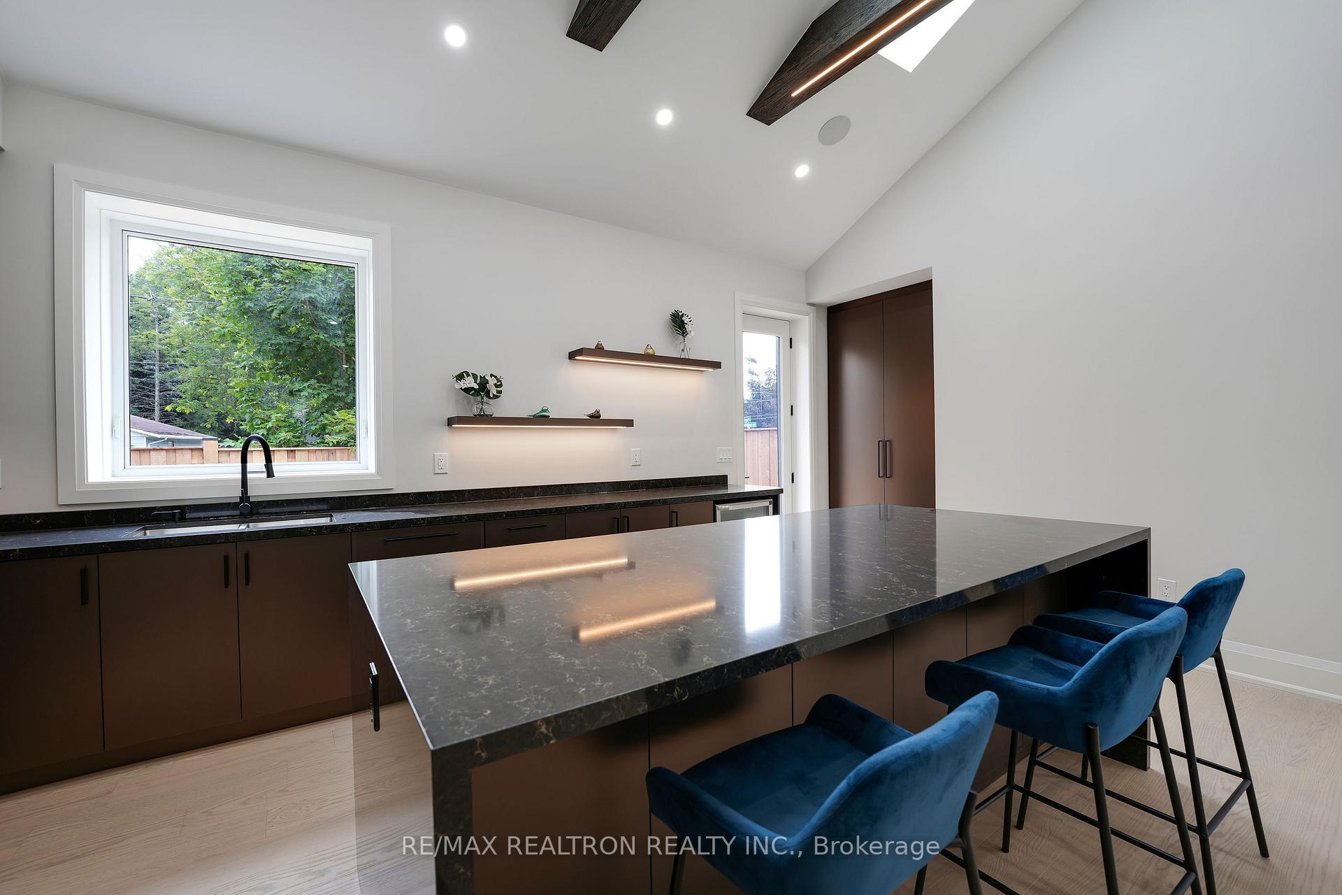 Photo 13 of 105 Murray Drive, Aurora, Aurora Highlands — HOMEH