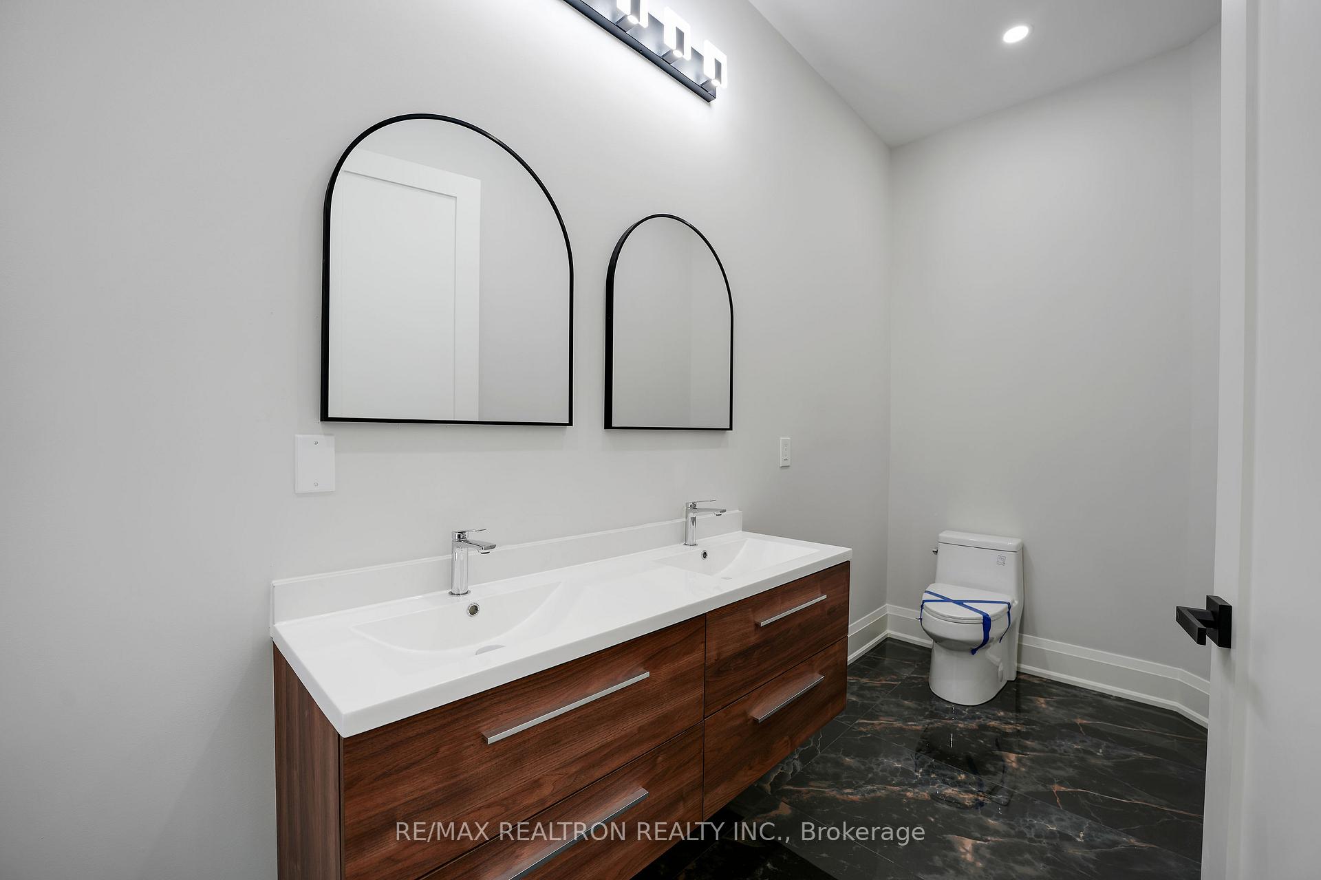 Photo 21 of 105 Murray Drive, Aurora, Aurora Highlands — HOMEH
