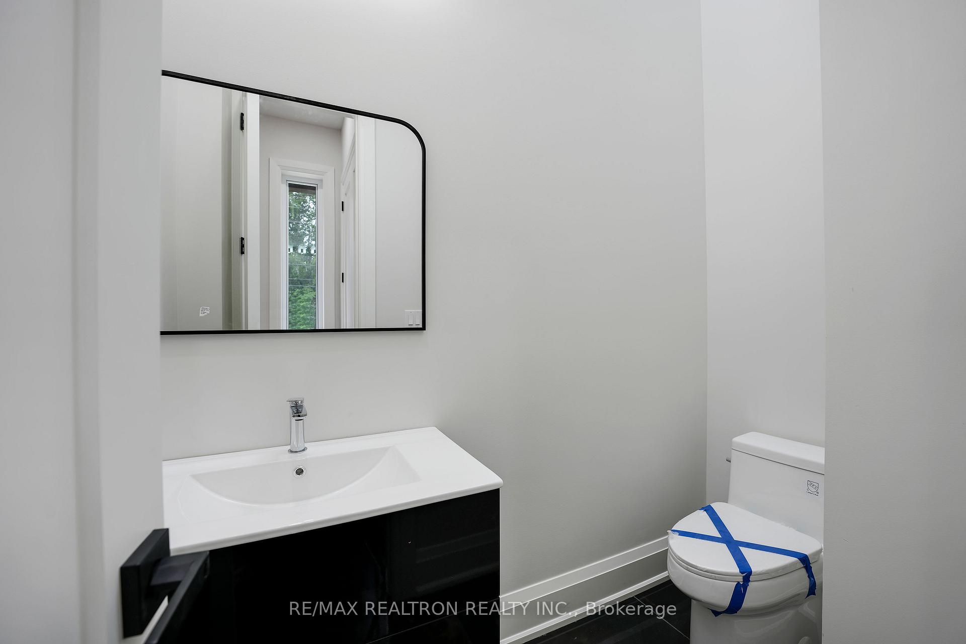 Photo 30 of 105 Murray Drive, Aurora, Aurora Highlands — HOMEH
