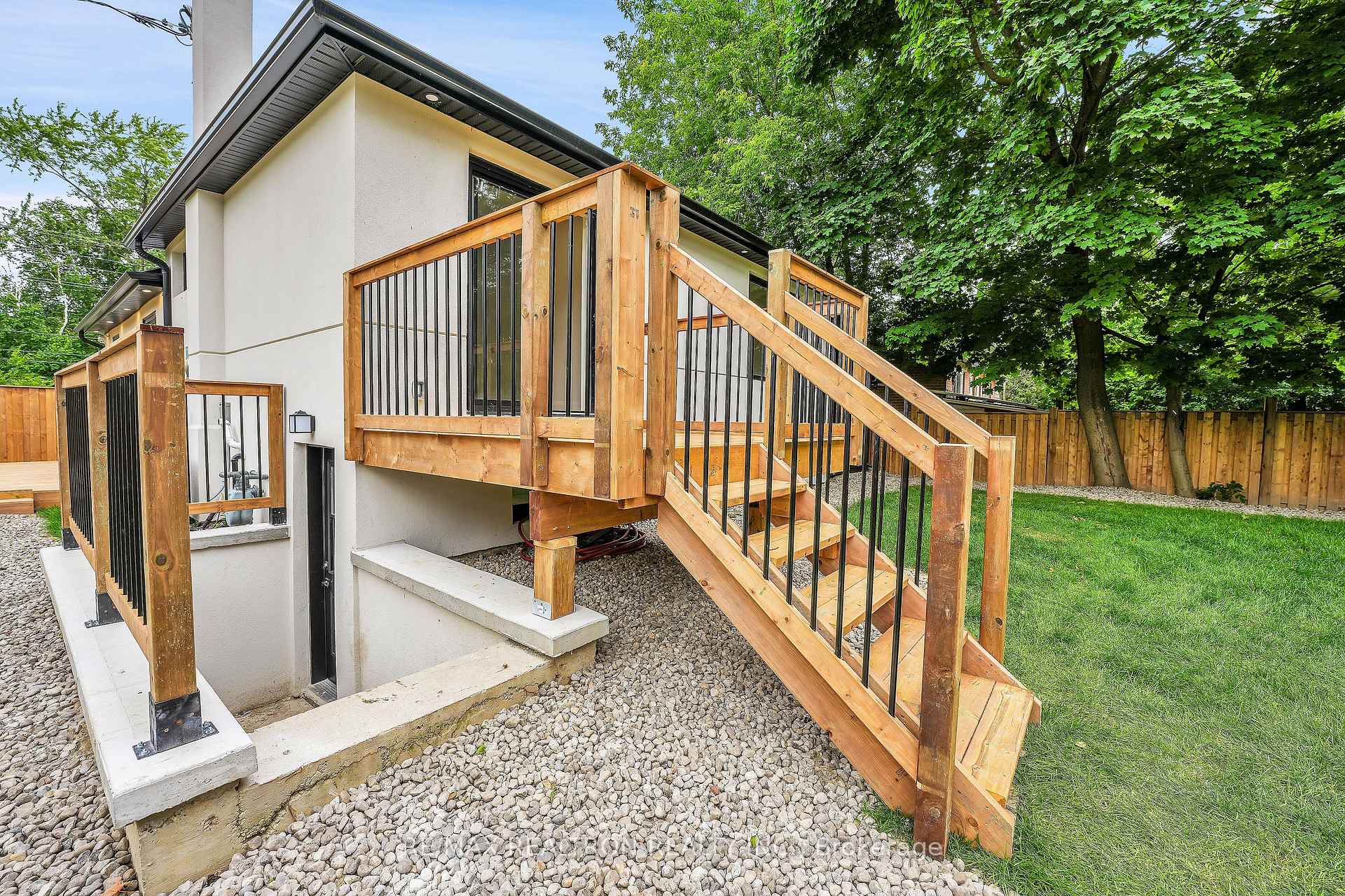 Photo 40 of 105 Murray Drive, Aurora, Aurora Highlands — HOMEH