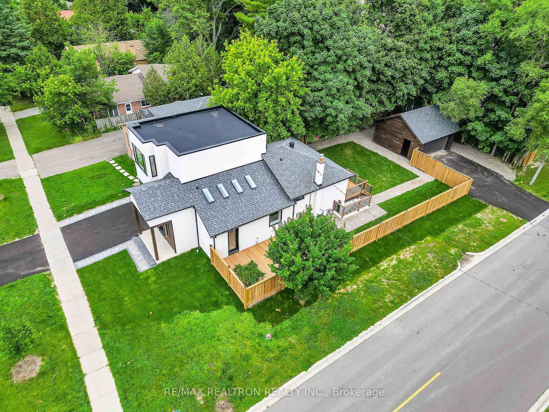 Photo 47 of 105 Murray Drive, Aurora, Aurora Highlands — HOMEH