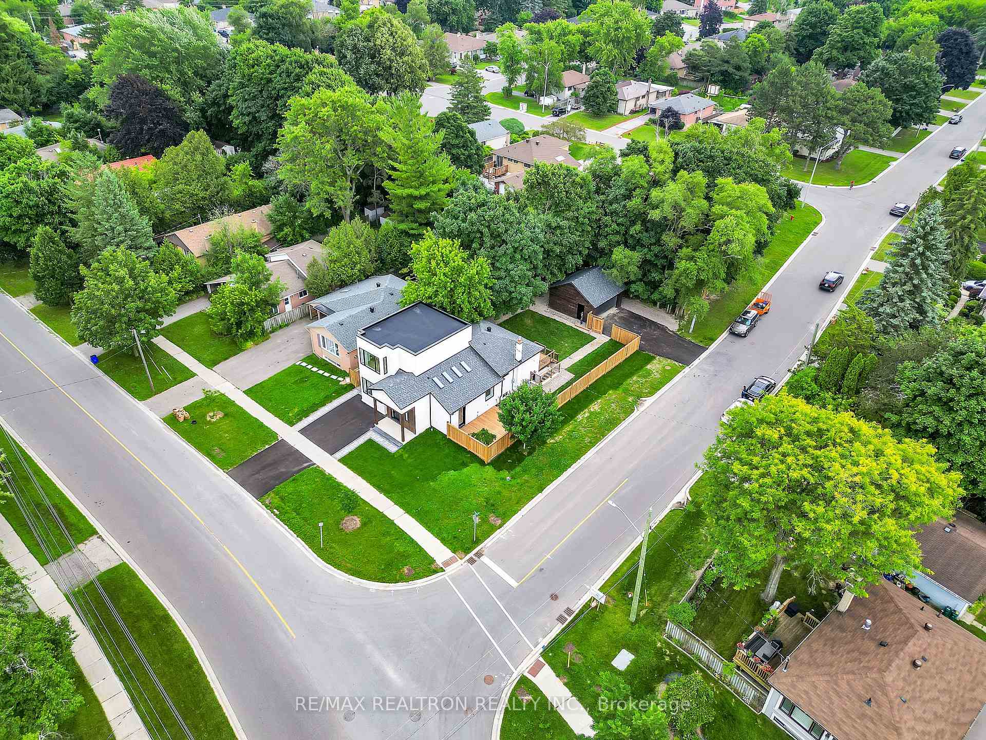 Photo 50 of 105 Murray Drive, Aurora, Aurora Highlands — HOMEH