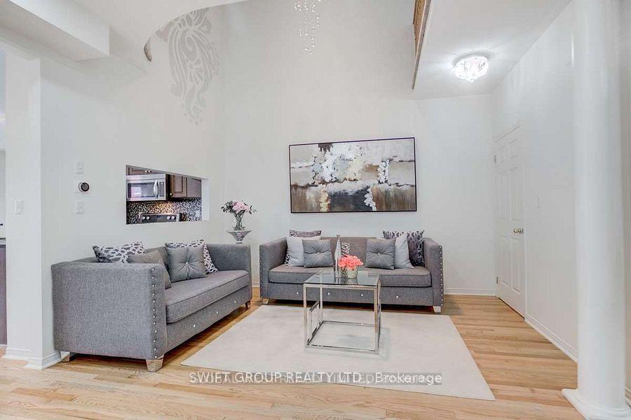 Photo 7 of 86 Checkerberry Crescent, Brampton, Sandringham-Wellington — HOMEH