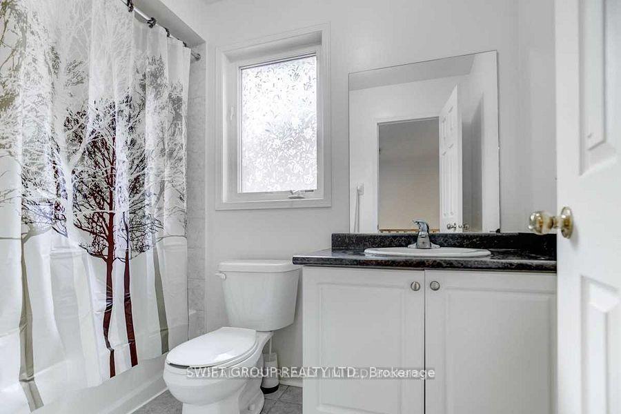 Photo 10 of 86 Checkerberry Crescent, Brampton, Sandringham-Wellington — HOMEH