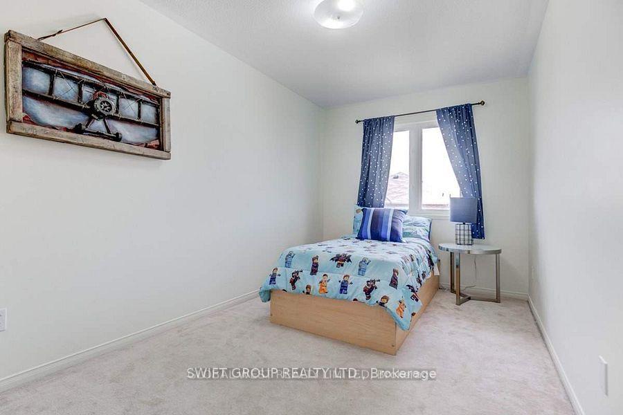 Photo 11 of 86 Checkerberry Crescent, Brampton, Sandringham-Wellington — HOMEH