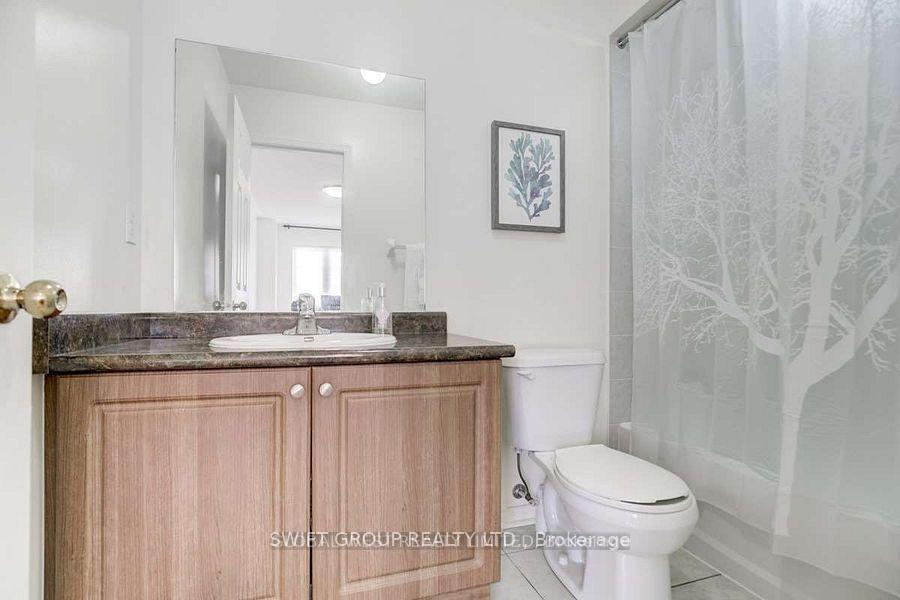 Photo 13 of 86 Checkerberry Crescent, Brampton, Sandringham-Wellington — HOMEH