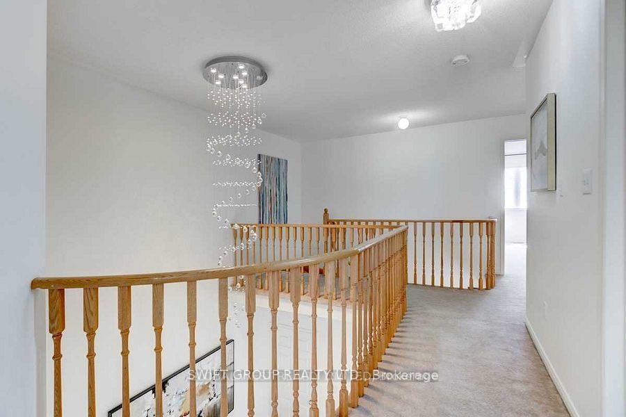 Photo 15 of 86 Checkerberry Crescent, Brampton, Sandringham-Wellington — HOMEH