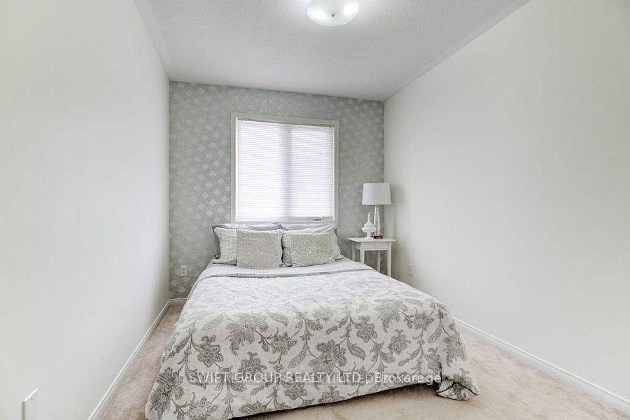 Photo 17 of 86 Checkerberry Crescent, Brampton, Sandringham-Wellington — HOMEH