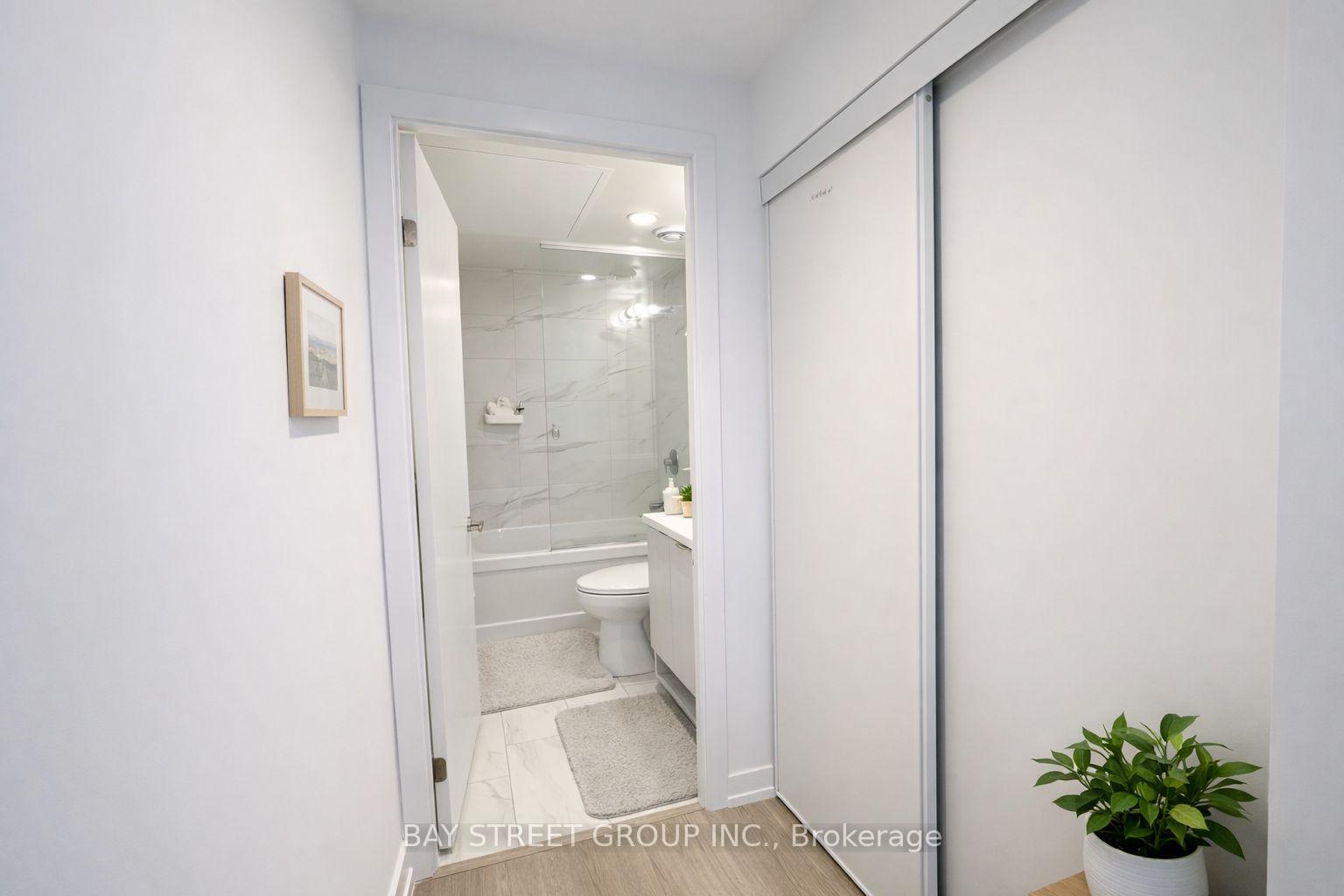 Photo 42 of Unit 7112, 55 Cooper Street, Toronto, Waterfront Communities — HOMEH