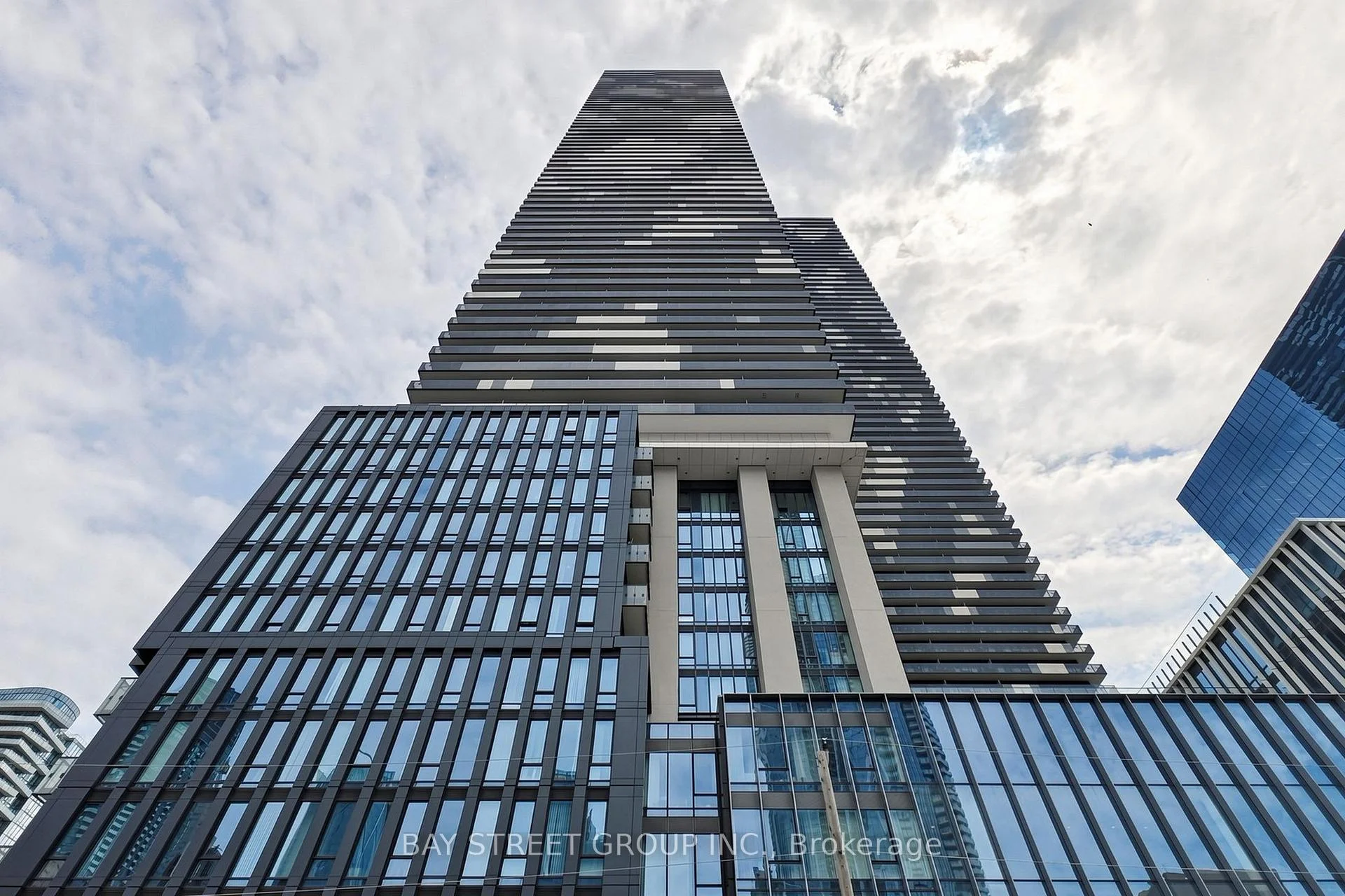 Photo 3 of Unit 7112, 55 Cooper Street, Toronto, Waterfront Communities — HOMEH