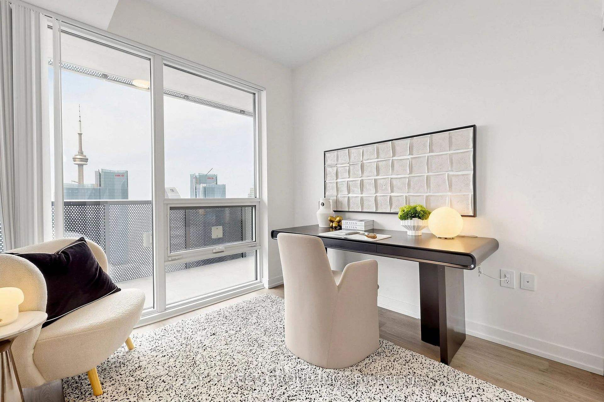 Photo 8 of Unit 7112, 55 Cooper Street, Toronto, Waterfront Communities — HOMEH
