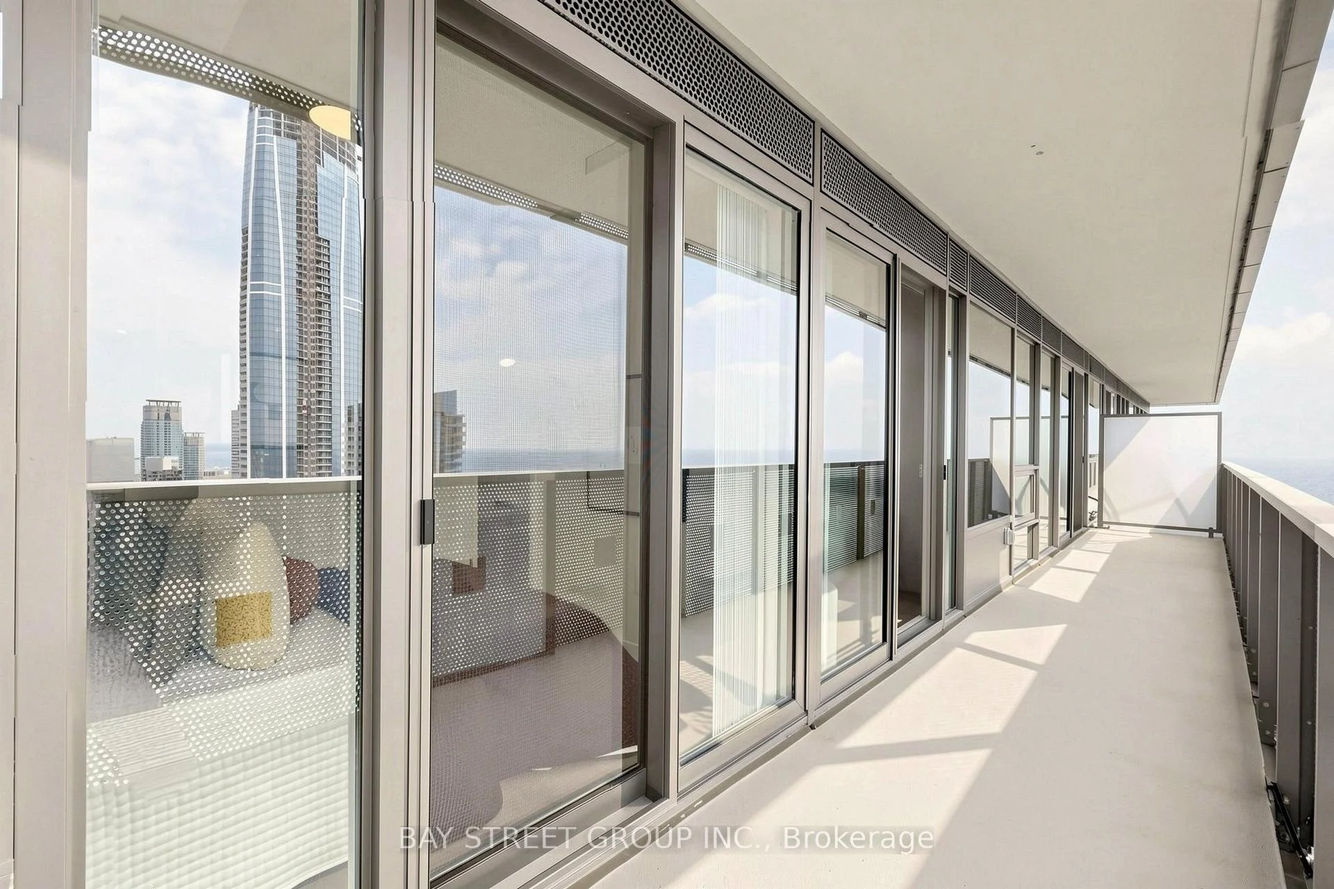 Photo 15 of Unit 7112, 55 Cooper Street, Toronto, Waterfront Communities — HOMEH