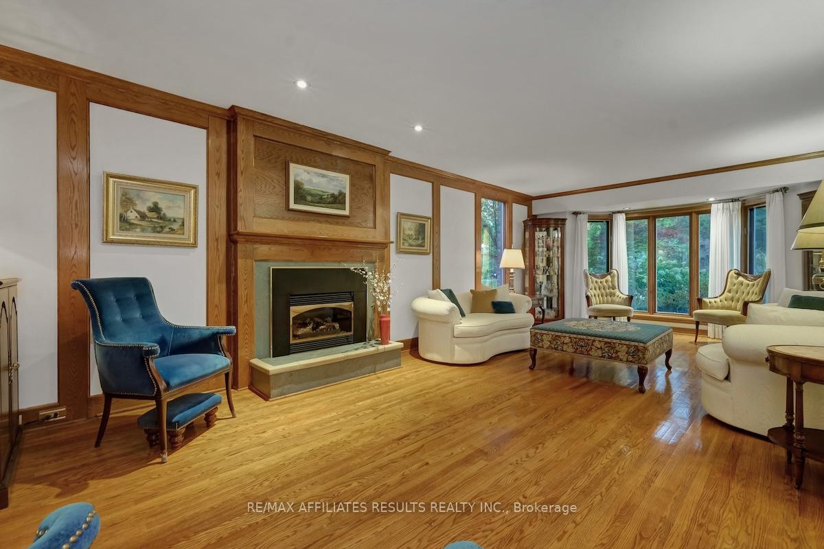 Photo 14 of 30 Pentland Crescent, Ottawa, Kanata - Beaverbrook — HOMEH