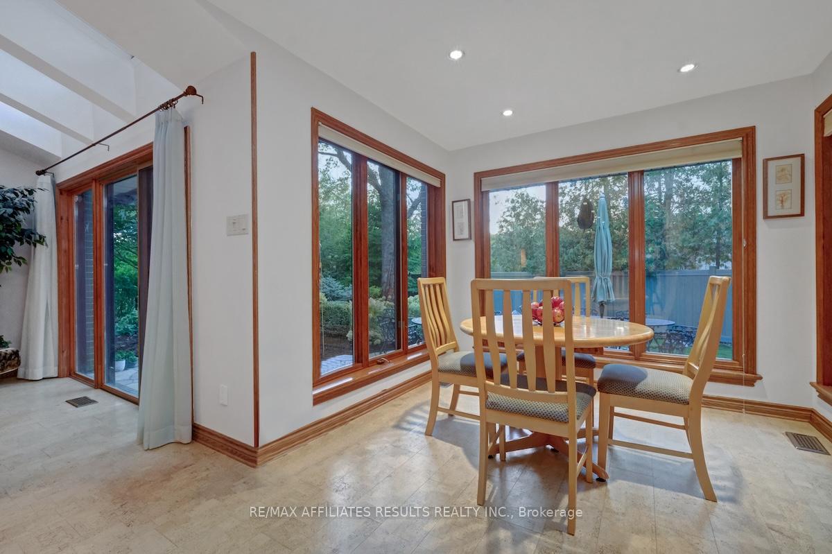 Photo 27 of 30 Pentland Crescent, Ottawa, Kanata - Beaverbrook — HOMEH