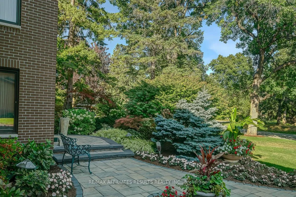Photo 5 of 30 Pentland Crescent, Ottawa, Kanata - Beaverbrook — HOMEH