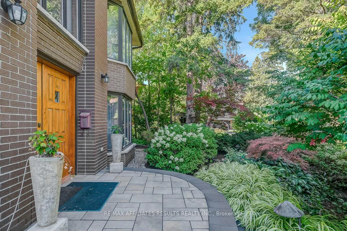 Photo 9 of 30 Pentland Crescent, Ottawa, Kanata - Beaverbrook — HOMEH