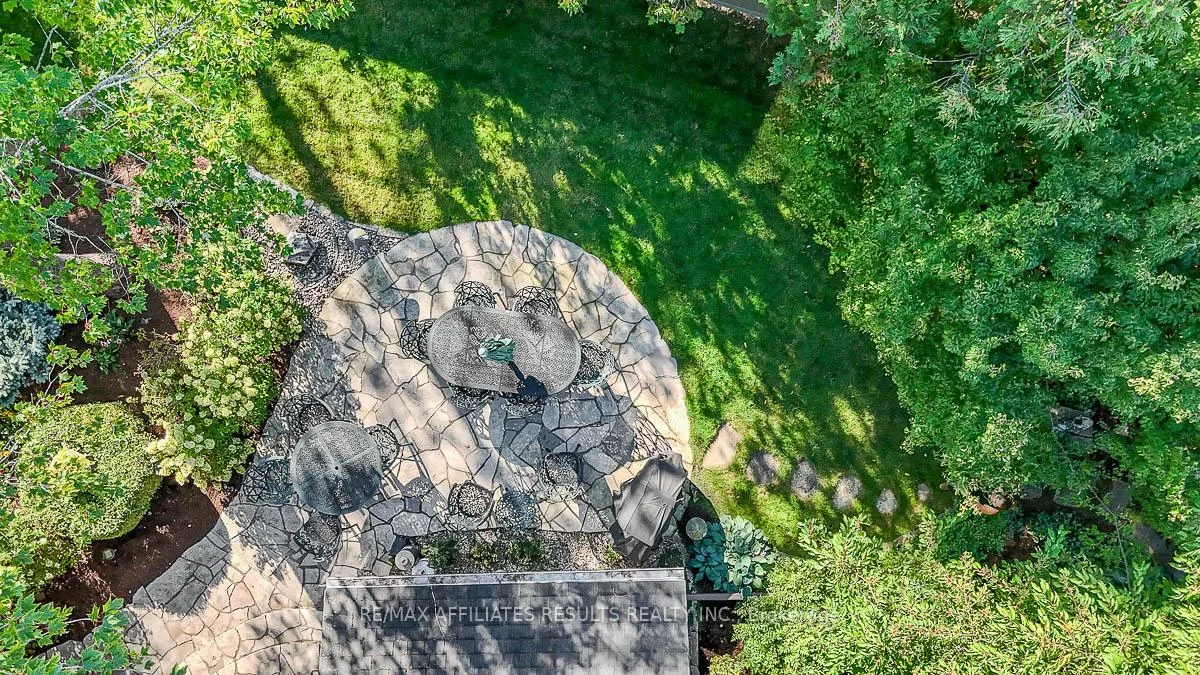 Photo 12 of 30 Pentland Crescent, Ottawa, Kanata - Beaverbrook — HOMEH