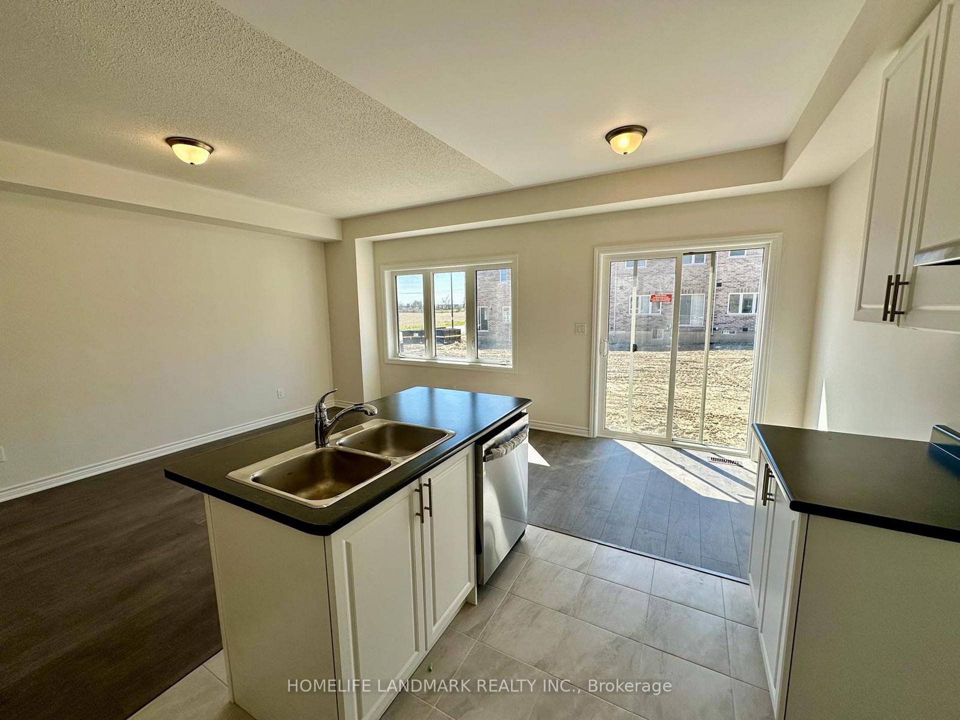 Photo 13 of 10 Sapphire Way, Thorold, Rolling Meadows — HOMEH