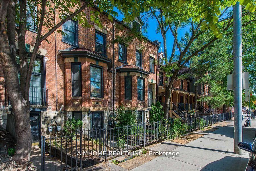 Front of Unit Ch#2, 360 R Dundas Street